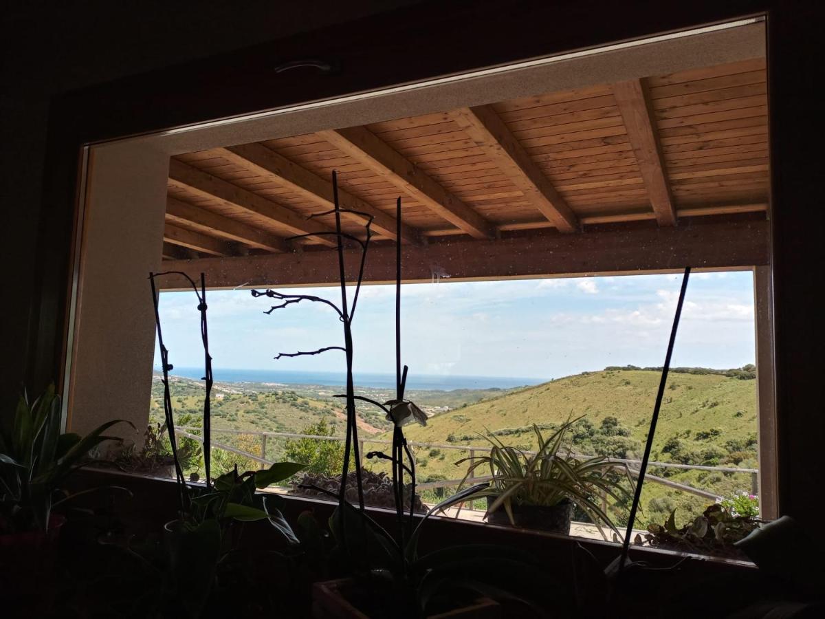 Azienda Agrituristica La Janna Di La Faj Budoni Exterior foto