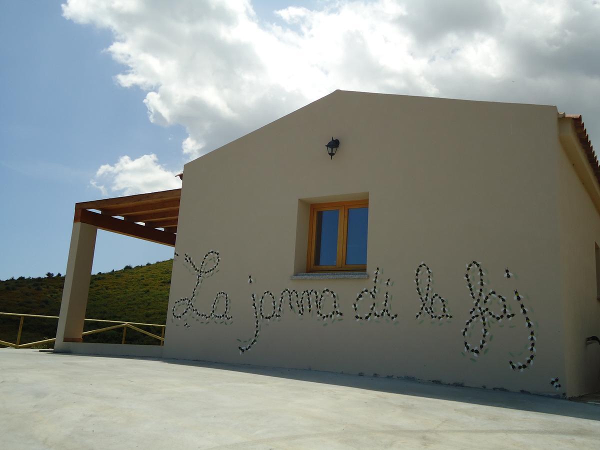Azienda Agrituristica La Janna Di La Faj Budoni Exterior foto