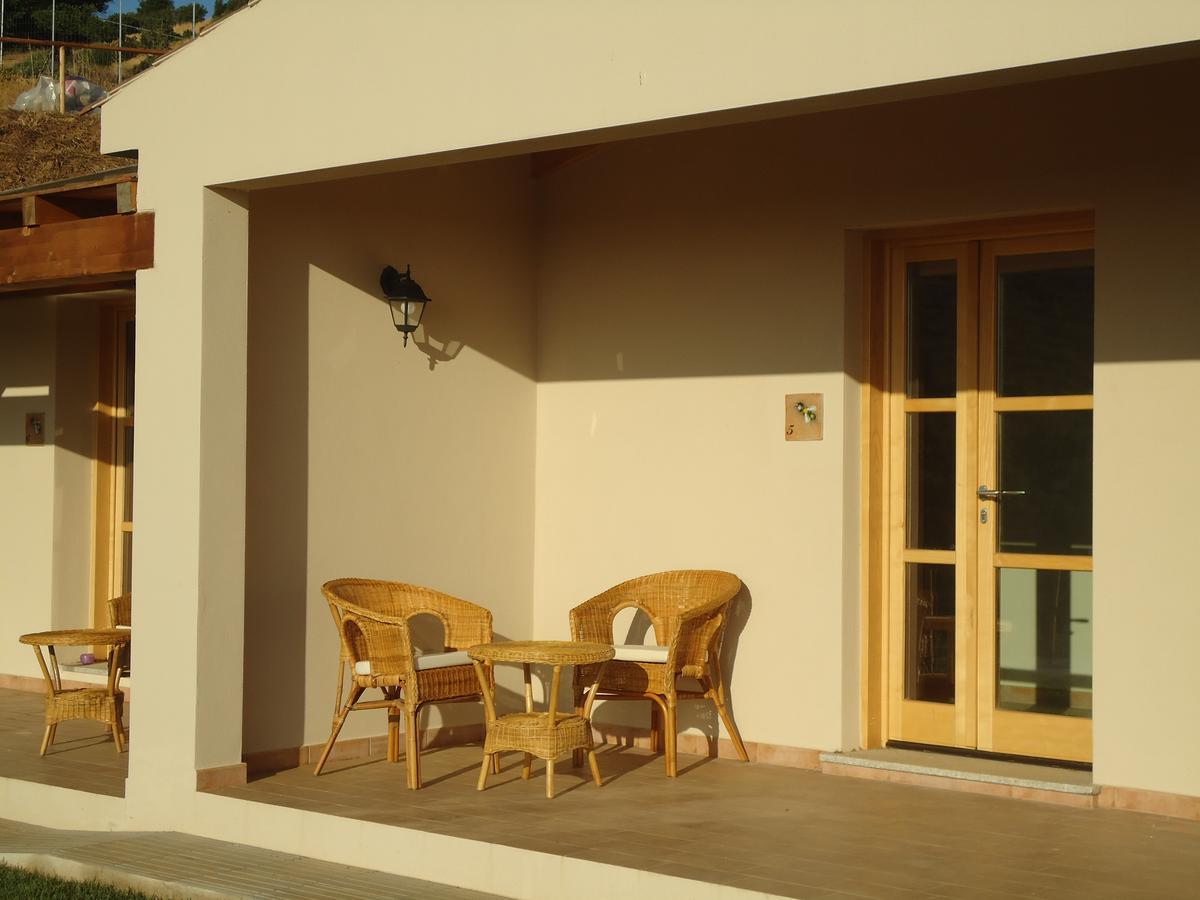 Azienda Agrituristica La Janna Di La Faj Budoni Exterior foto