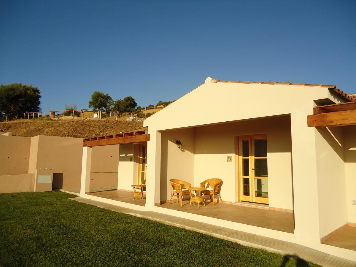 Azienda Agrituristica La Janna Di La Faj Budoni Exterior foto
