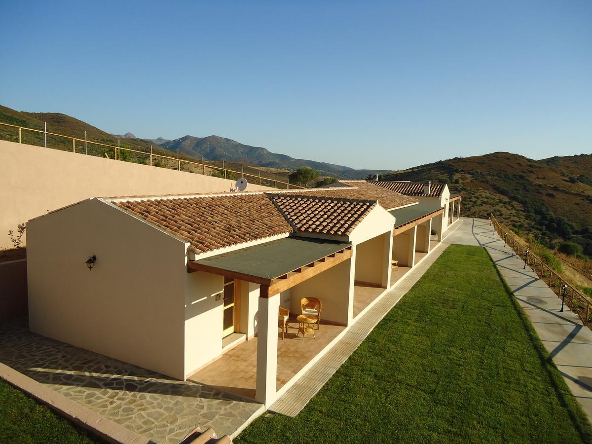 Azienda Agrituristica La Janna Di La Faj Budoni Exterior foto
